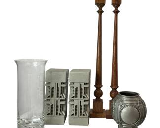 Collection FRANK LLOYD WRIGHT Architectural Vases/Candlesticks