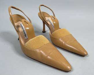 Manolo Blahnik Carolyne Slingback Pumps In Tan Leather, Size 37.5