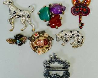 Collection Of Designer Brooches Including Jay Strongwater, Carolee, Ayala Bar And M. Negrin (7)