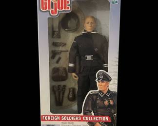 Hasbro G.I. Joe Foreign Soldiers Collection German Panzer Tank Sergeant-Major