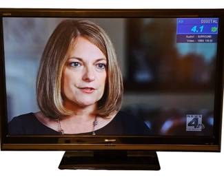 MultiTV Bundle 52 Sharp Aquos, 22 Samsung TV, Vizio Sound Bar Media Players