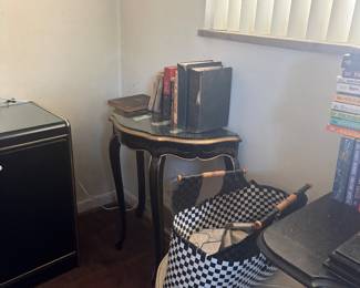 Chairs & Tables 