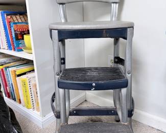 vintage step/chair