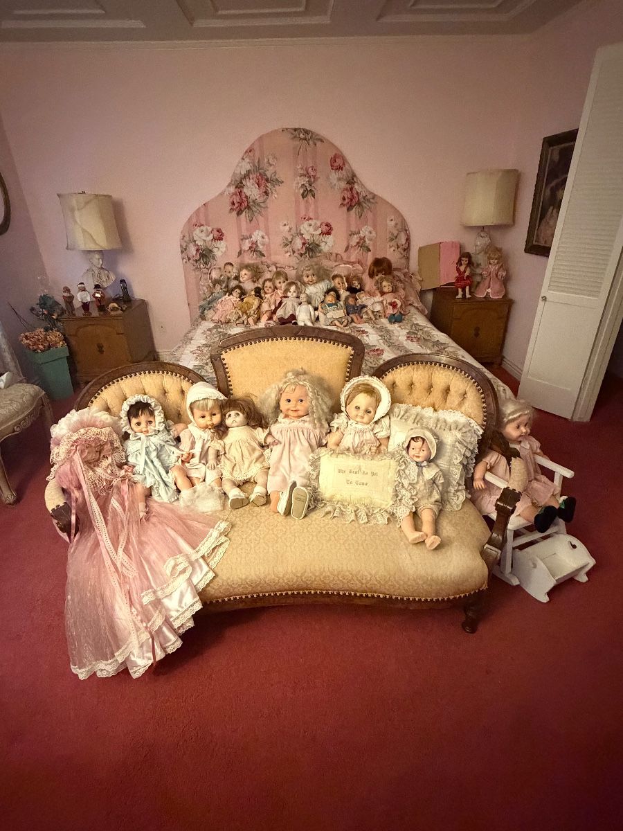 Classy Vintage Northridge- Christmas Town,... starts on 10/23/2026