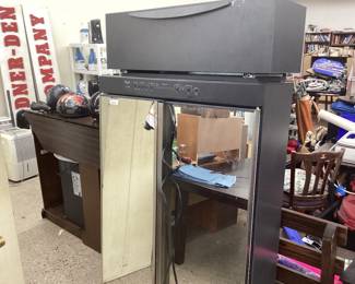 Personal valet dry cleaner