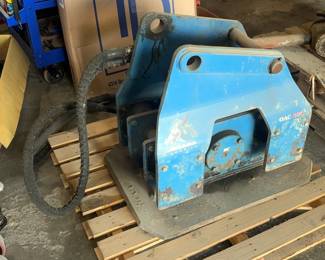 Okada Hydraulic Plate Compactor Attachment, Model 0AC 200 