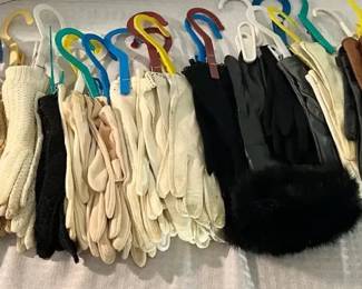 Vintage Short Gloves