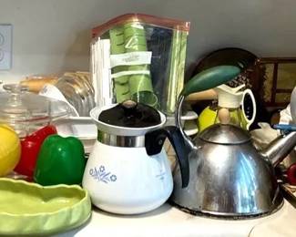 Assortment of Vintage Kitchen Wares