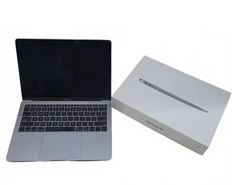Apple MacBook Air A1932 Powers Up Cracked Screen