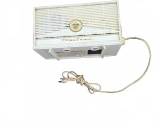 Truetone White Bakelite Tube Radio