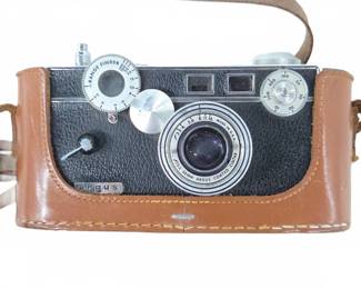 Argus C3 35mm Camera with Leather Case
