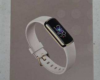 Fitbit Luxe Fitness Tracker New Sealed