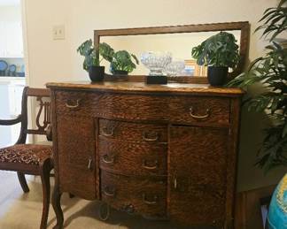 Tiger Oak Buffet / Sideboard