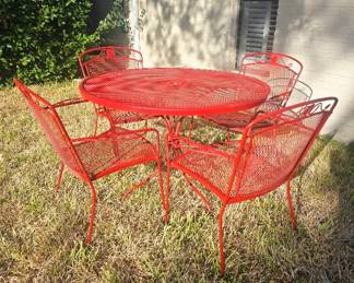Patio Furniture and Decor