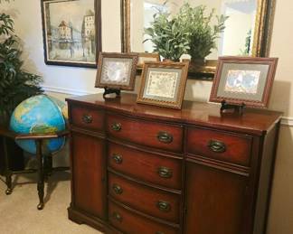 Dixie Duncan Phyfe Buffet / Sideboard