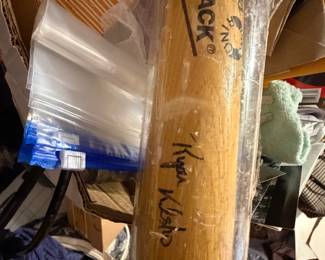 FF3 Laura FRyan Kelso signed bat
