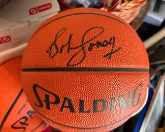 FF3 Laura FBob Cousy signed ball