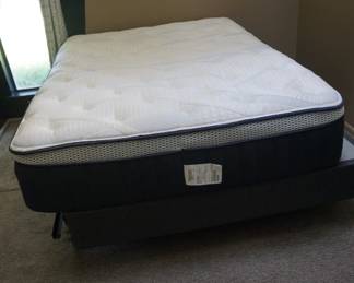 queen bed