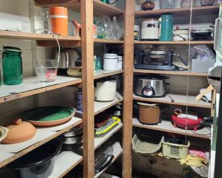 Lots of kitchenware