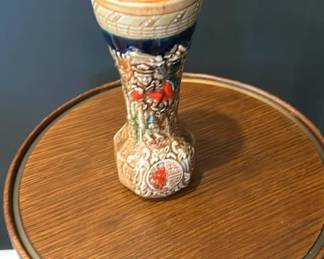 Lot 9: Vintage Handpainted, 3-D Relief Porcelain Vase