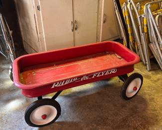 Radio flyer wagon