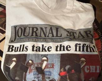 Vintage 1997 Chicago Bulls Journal Star Championship T-Shirt