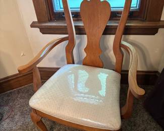 Queen Anne Style Dining Armchair