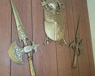 Vintage Sexton USA Cast Metal Heraldic Wall Decor Set