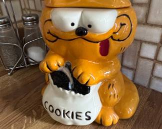 Garfield Ceramic Cookie Jar