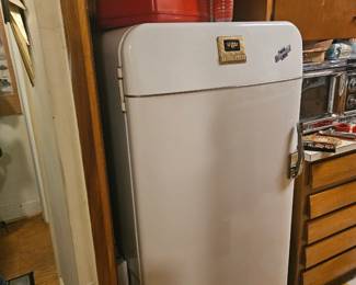 Working 50's Refrigerator