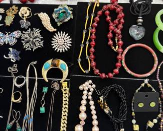 Assorted Jewelry