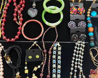 Assorted Jewelry