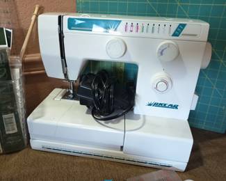 Rikkar 551 sewing machine
