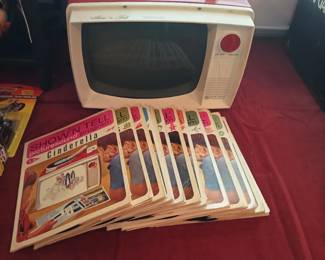 A viewmaster tv/record player? Seriously, first one of these I have ever seen