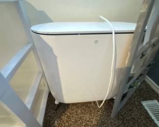 Towel warmer