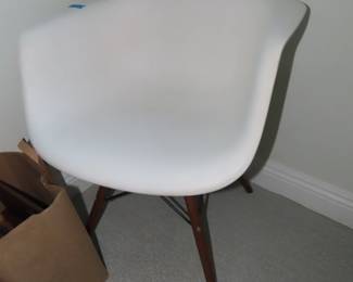 MCM style single chair.