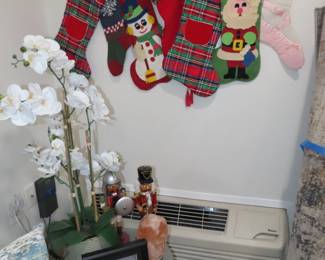 Stokings, Nutcrakers and other Christmas items.