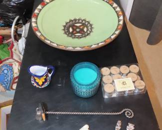 Decorative items.