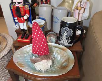 Nutcrakers and other Christmas items.