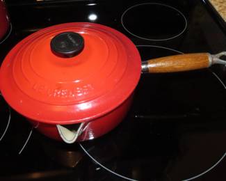 Le Crueset cookware with pouring lip.