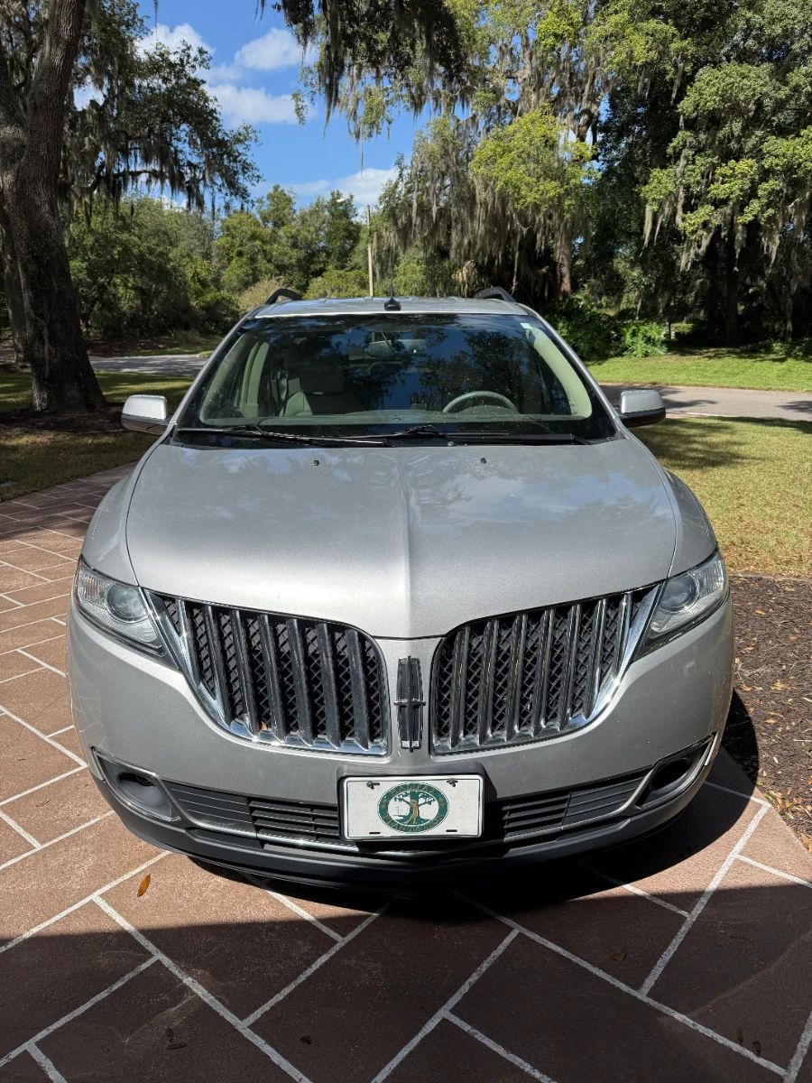 2015 Lincoln MKX, 4D Sport Utility, Class II trailer tow package, 86,430 miles, Single Owner, No Accidents, V6. $13,333. Excellent Condition!