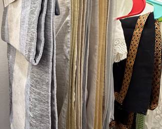 Table runners and table cloths