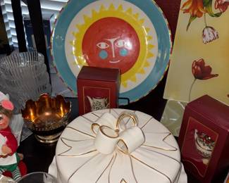Vtg Alabaster Ribbons and Bows Ceramic Cake Dessert Plate Cover 1999 Portugal