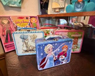 Vintage Lunch Boxes Frozen, Holly Hobbie, Strawberry Shortcake