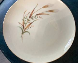 Floral Gold-Rim Porcelain Dinner Plate