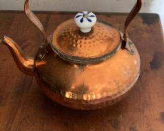 Hammered Copper Teapot with Ceramic