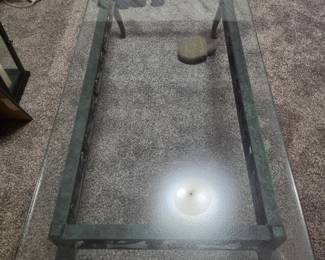 Glass top coffe table