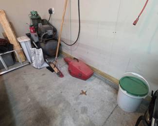 Chainsaw/Air Compressor