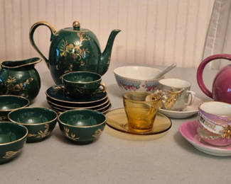 Lot 37: Sebto Lucchesi Tea Set and Assorted Teacups
