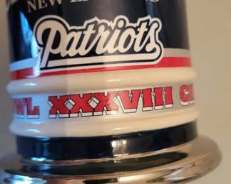 Lot 1: NFL-PATRIOTS Limited Edition Pilsner Glasses & Stein